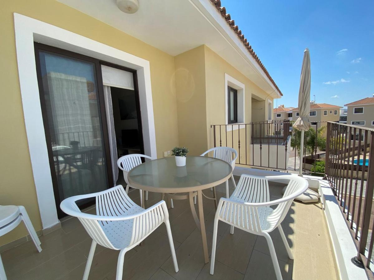 Kyklades Resort & Spa Paralimni Exterior foto