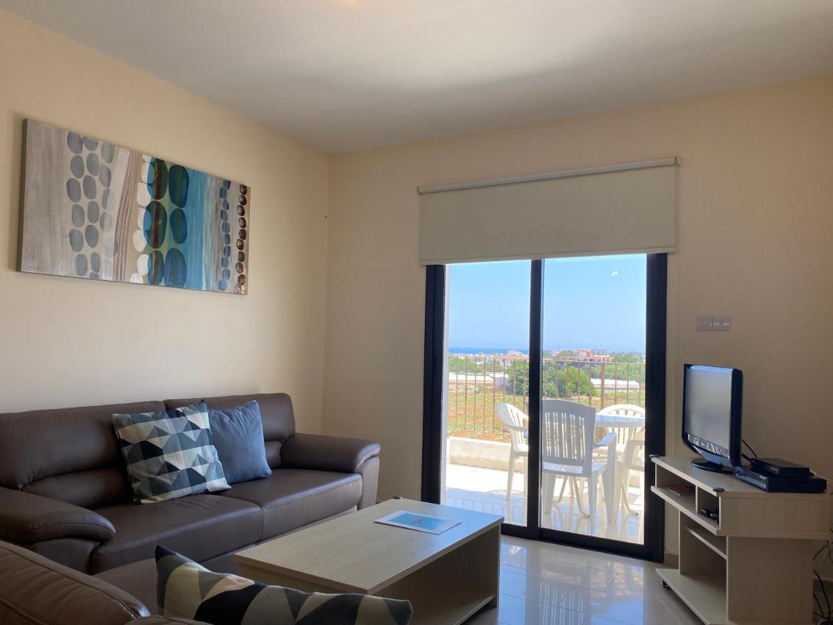 Kyklades Resort & Spa Paralimni Exterior foto